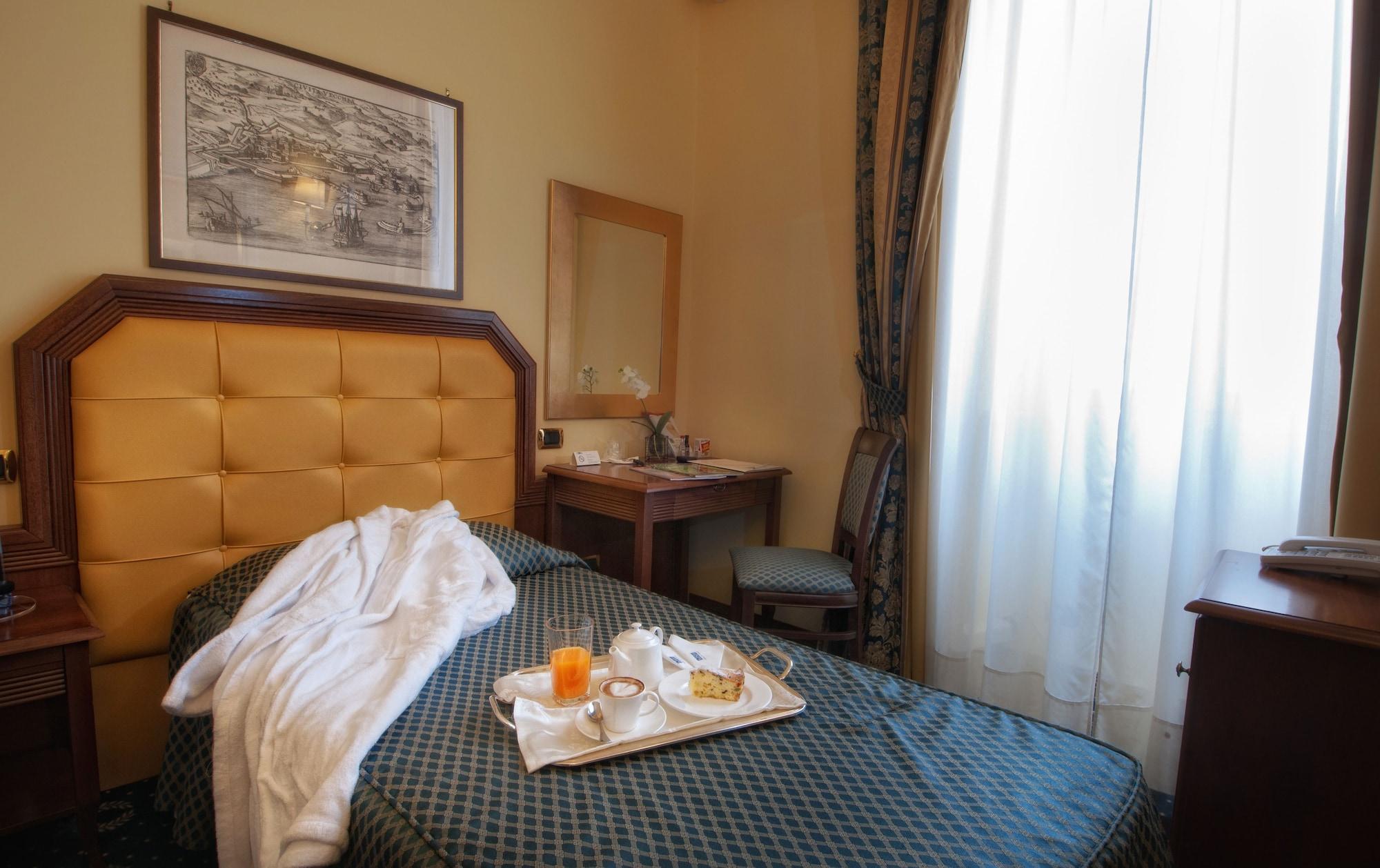 Hotel San Giorgio Civitavecchia Exteriör bild