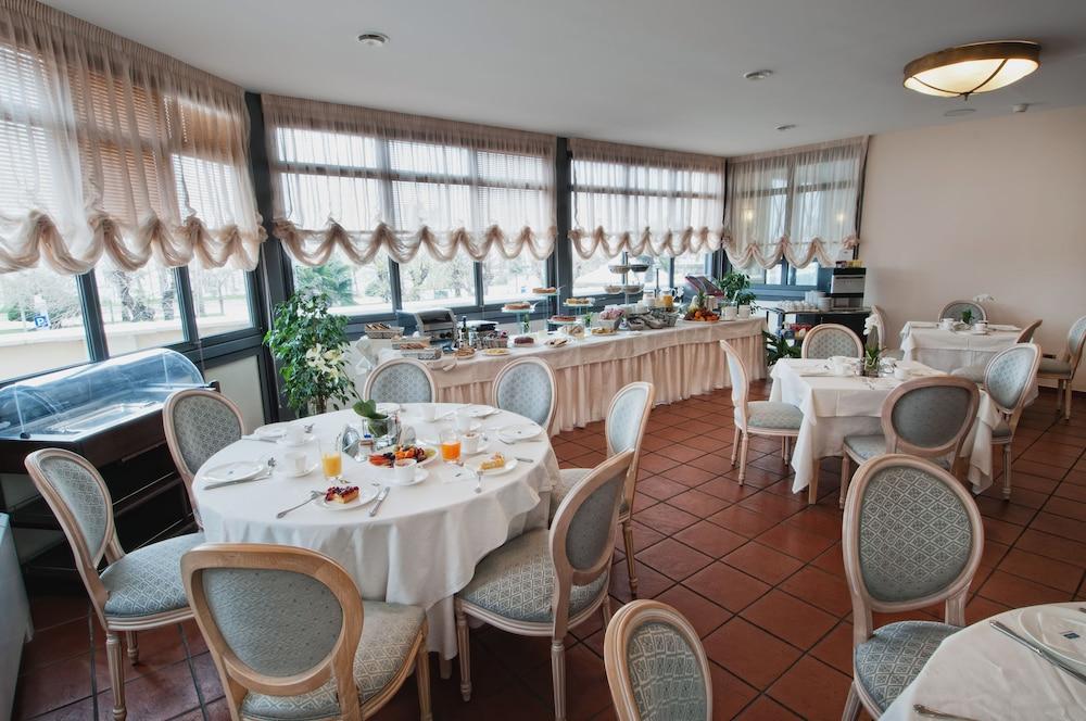 Hotel San Giorgio Civitavecchia Exteriör bild