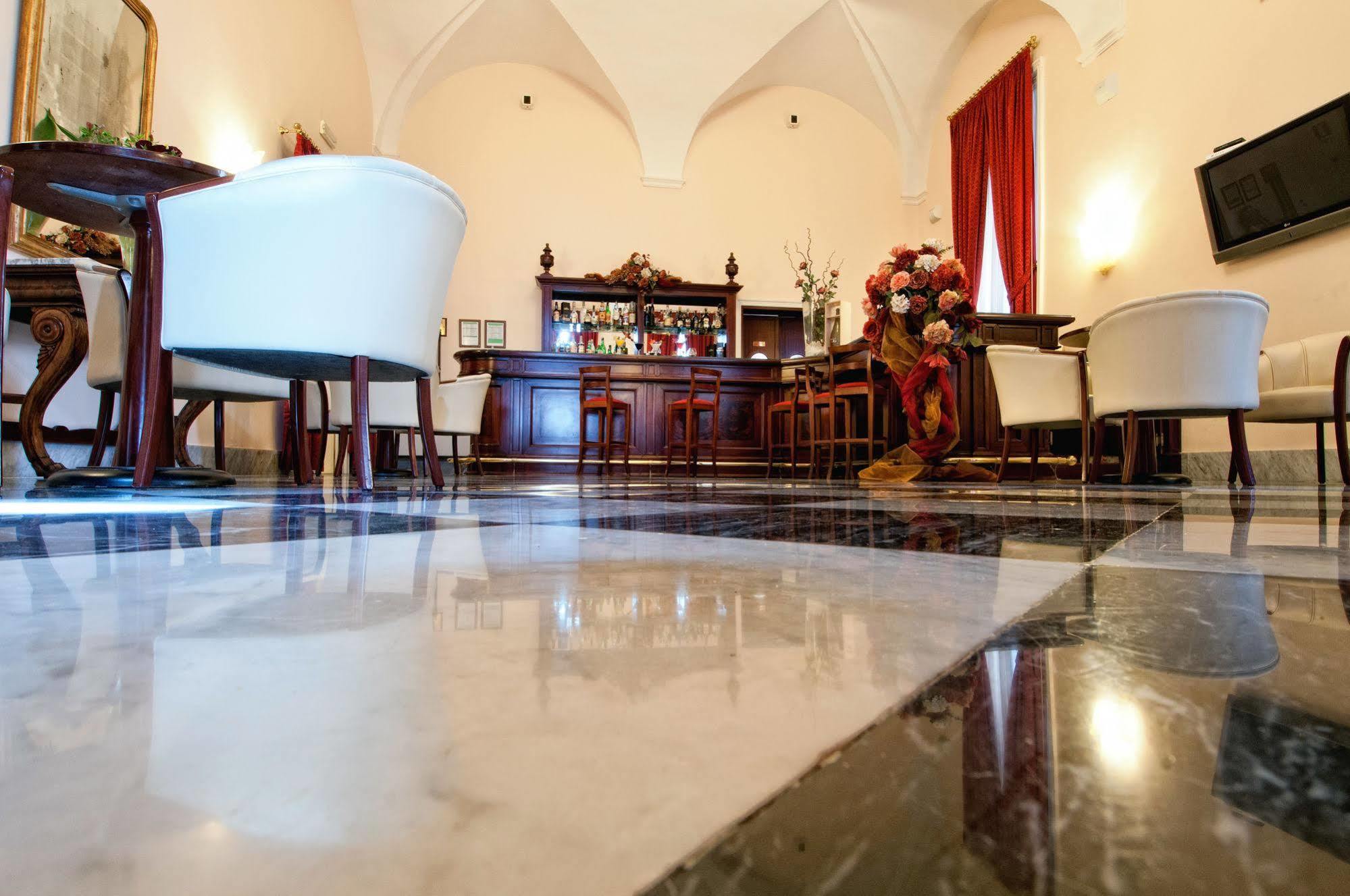 Hotel San Giorgio Civitavecchia Exteriör bild